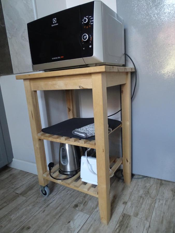 Ovaros Apartman เวสเปรม ภายนอก รูปภาพ